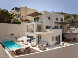 315 m² Villa