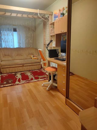 Продам 2х к. квартиру м. Ботанічний Сад