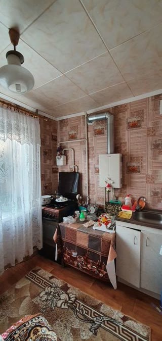 Продам 3х кімнатну квартиру на стадіоні 12 будинок
