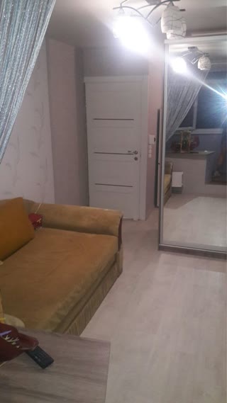 Продам 1 ком в 3-х кімнатній квартирі, Салтівка