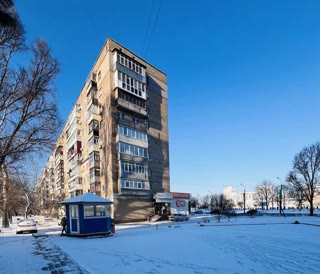Продам 2х к квартиру проспект Гагарина