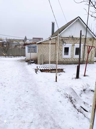 Продам дом в смт