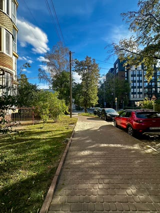 Продаж дворіневої 6-кімнатної квартири, Шевченкіський район