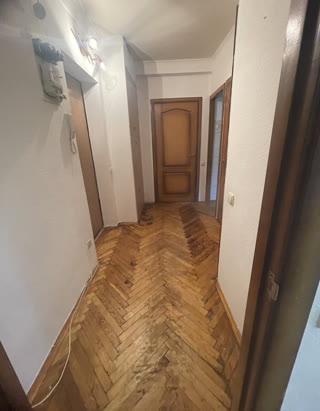 Sale of a 2-room apartment on Litvinenko-Volghemut Street