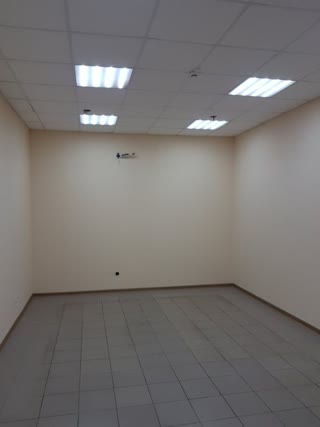 здам в оренду торгове приміщення навпроти супермаркету “сiльпо”