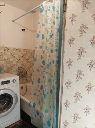 Продам двокімнатну квартиру Холодна Гора