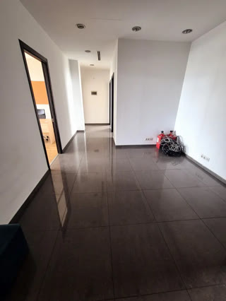 ქირავდება საოფისე ფართი საბურთალოზე