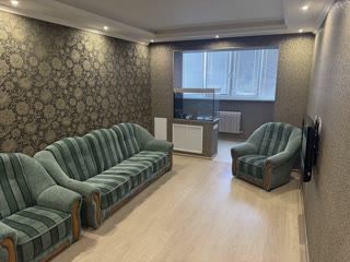 Продаж 3-кімнатної квартири на Троєщені