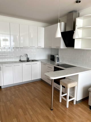 Продаж просторої 2к квартири 76м² Оболонський район