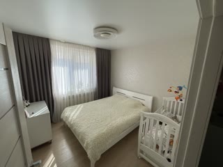 Продам 2х комн квартиру пос. Жуковського