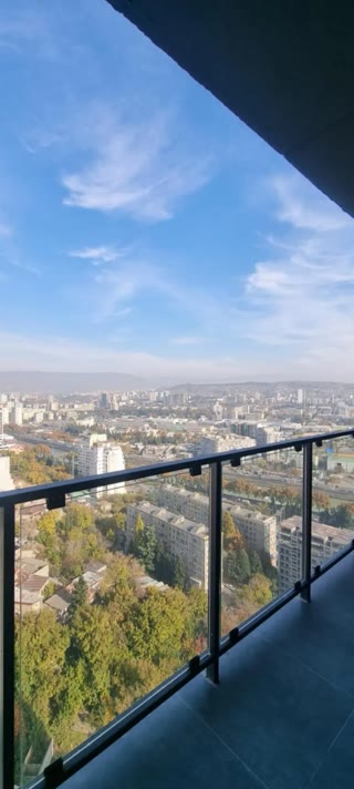 იყიდება 3 ოთახიანი ბინა საბურთალოზე