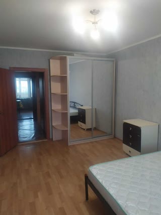 Продається 3к квартира, вул. Олени Пчілки, Дарницький р-н