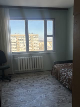 Продаж 3-кімнатної квартири на Теремках