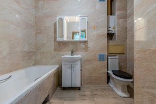 Продаж 2-кімнатної квартири, Галицька пл., метро Університет
