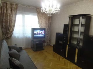Продається 2-х кімнатна 56 кв.м. меблі євроремонт