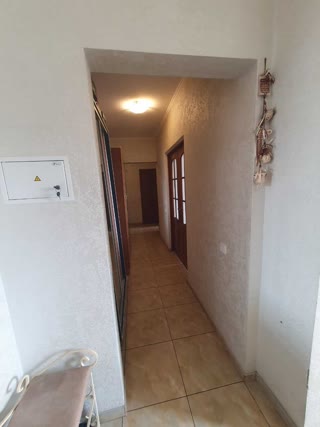 Продаж 3-кімнатної квартири на Виноградарі