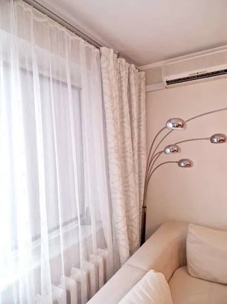 Продається світла, затишна 2к квартира з якісним ремонтом, меблями та технікою, на вул. Бориса Гмирі (Позняки)