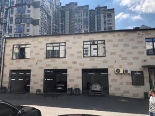 Продажа отдельно стоящего здания в центре Києва. Действующий бизнес