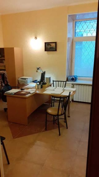 Сдам в аренду офис в центре