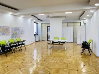 ქირავდება საოფისე კომერციული ფართი ვაკეში
