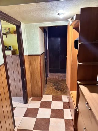 Продаж 2-кімнатної квартири на Лісовому масиві біля метро Чернігівська