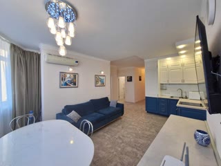 Продаж 4-кімнатної квартири в ЖК 4 Сезони біля метро Васильківська