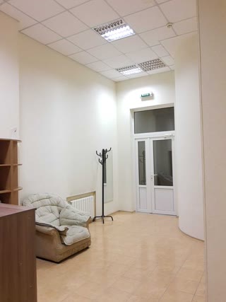 Продаю  офис отдельный вход  ул. Руданского  пос. США М.Берестейская