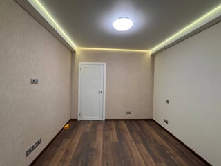 Продаж  2-кімнатна квартира біля метро «Політехнічний інститут» та університету Богомольця