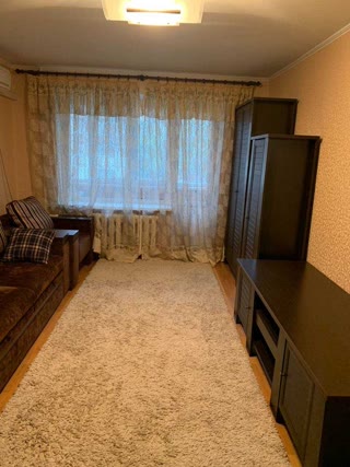 Продаж 1-кімнатна квартира центр Києва біля метро Лук’янівська