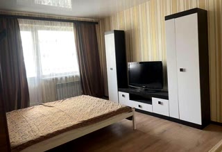 Продається 2к квартира м Бот Сад, Научна, Павлово Поле