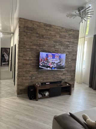 For Sale 2-Room Apartment in Zhuravlevka