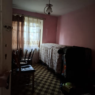 იყიდება  4 ოთახიანი ბინა ვარკეთილში