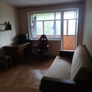 Продам 1к квартиру метро Київська