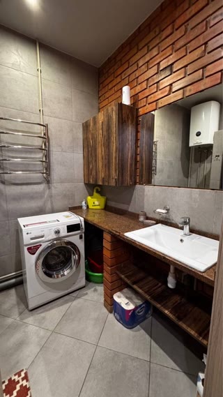 For sale 2-room apartment in Zhuralyovskyi Residential Complex (Kievskaya metro station)