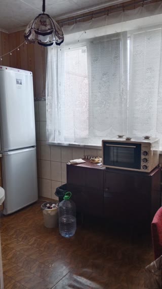Продам 1-кімнатну квартиру метро Масельского