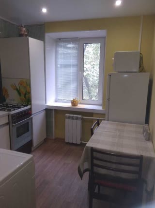 Продам 1к. квартиру м. Дворец спорта