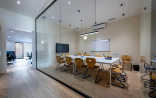 Office space for rent in Vera