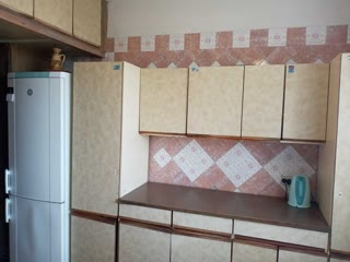Продам 3-кімнатну квартиру, ст. м. "Олексіївська", вулиця Енвера Ахсарова