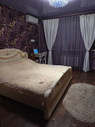 For Sale 2-room Apartment Center