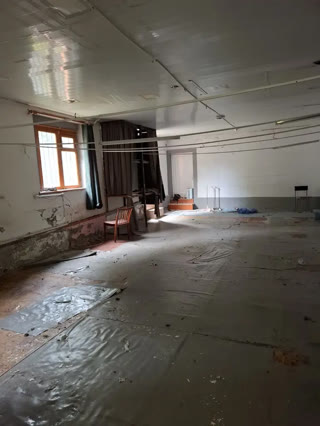 Universal commercial space for rent in Varketili