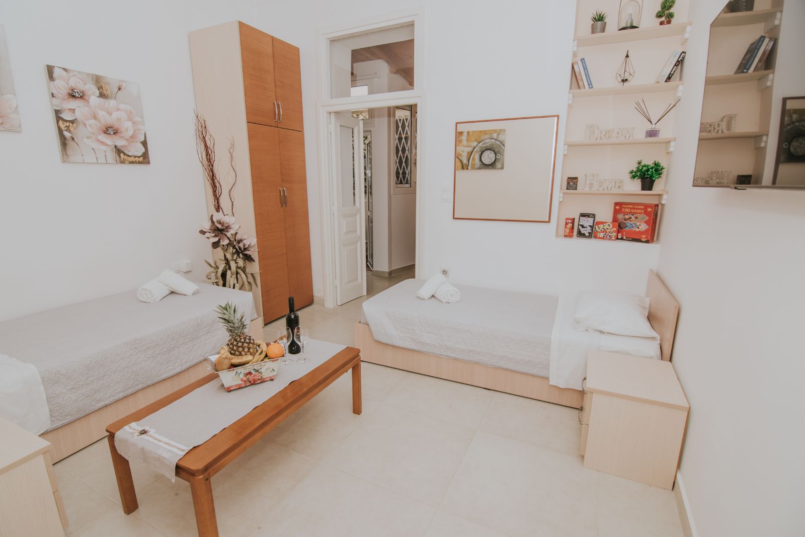 Студия 52 м²
