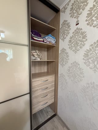 Продам 3-кімнатну квартиру Палац Спорту, Нові Будинки