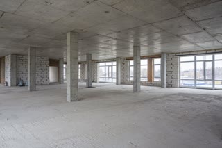 Продам этаж в новом Бизнес Центре на Левом берегу / 527 м²