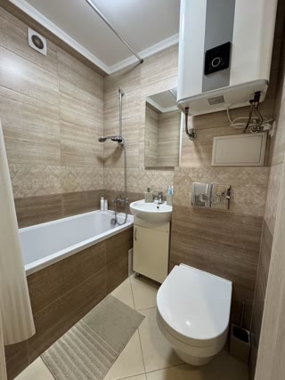 For Sale 1-Room Apartment, Litvinenko-Volghemut St, Svyatoshynsky