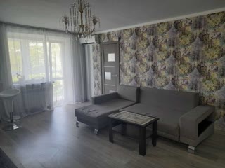 продам 3ком квартиру Центр