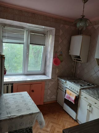 Продам 1 кімнатну квартиру м. Холодна Гора