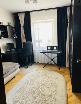 Продаж 3к квартири на просп. Петра Григоренка