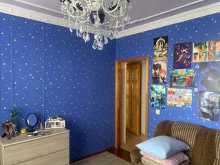 Продам чотирикімнатну квартиру на Одеській