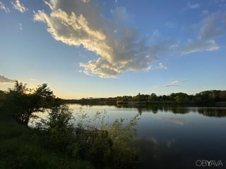 Plot by the lake Chuhuiv
