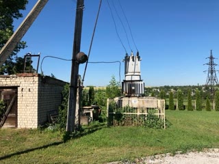 Нежитлова окрема будівля в смт